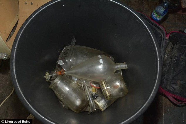 现实版绝命毒师制毒间：肮脏无比