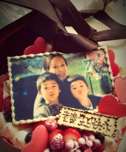 明星二胎曝光拼帅比萌：田亮儿子萌过Kimi