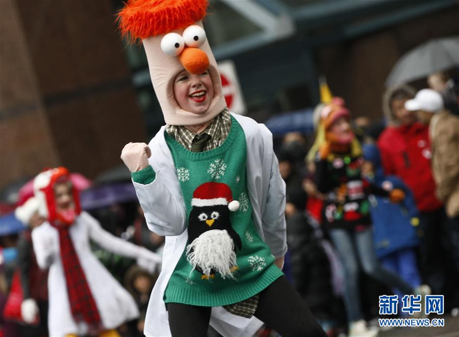 （XHDW）（4）温哥华举行年度圣诞老人大巡游 