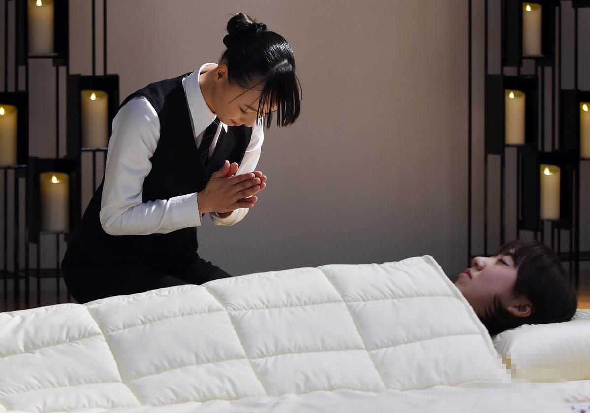 日本殡葬博览会 现场演示入殓仪式