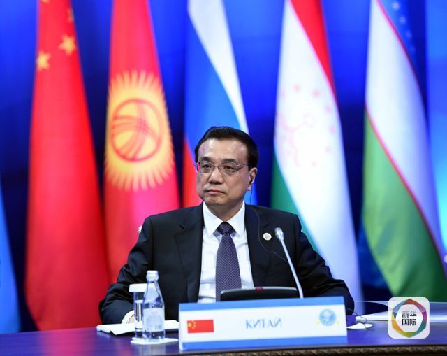 2014年12月15日，中国国务院总理李克强在阿斯塔纳出席上海合作组织成员国政府首脑理事会第十三次会议。