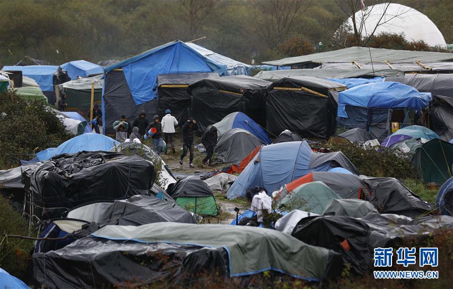 （国际）（1）走进法国加莱难民营