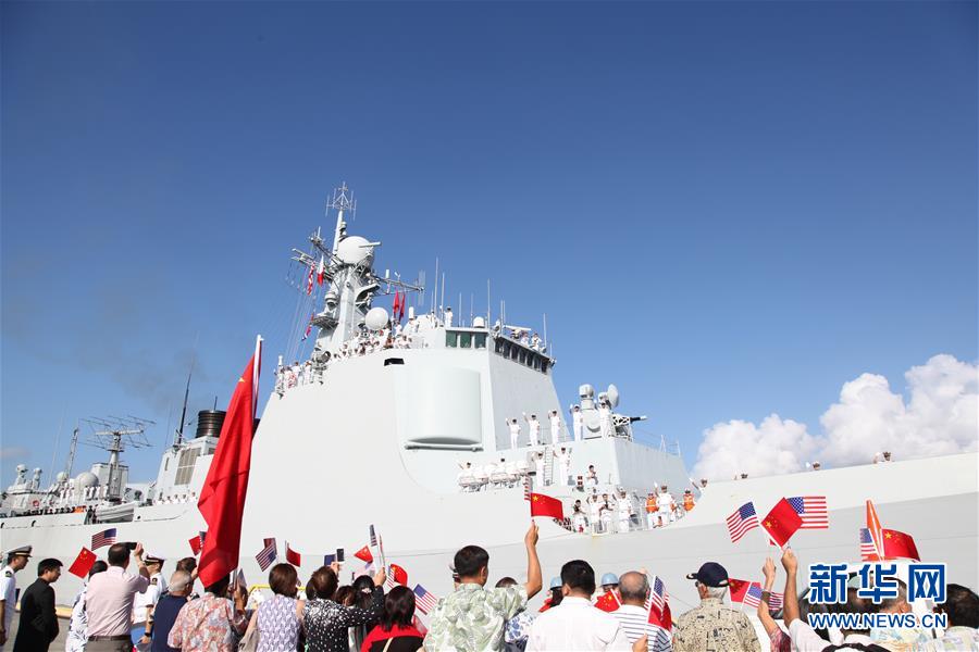 （国际）（5）中国海军舰艇编队抵达美国夏威夷访问