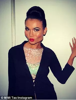 泰国和尚变性后当模特 代言内衣爆红