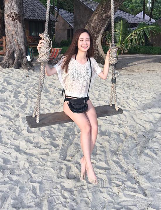 越南大学校花奶茶妹 颜值爆表似Angelababy(组图)