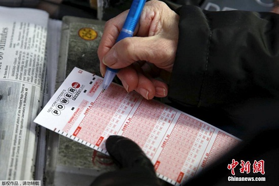 强力球头奖飙上8亿美元创历史新高全美疯狂大买