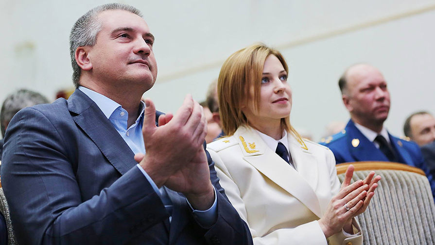 克里米亚美女检察长首次着白色将军礼服惊艳亮相