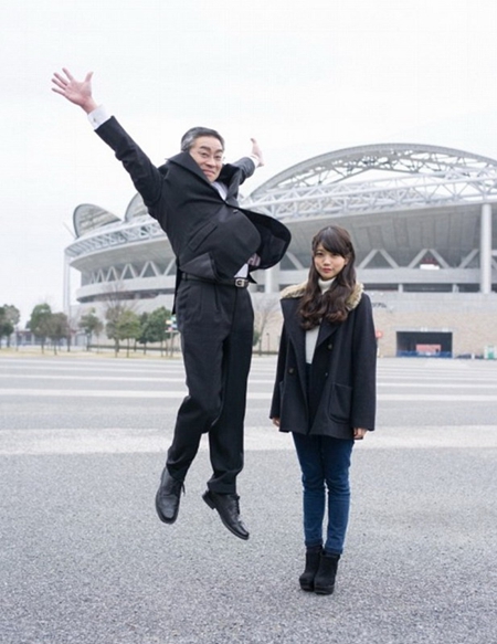 目前这组照片已在互联网上流行起来。（网页截图）