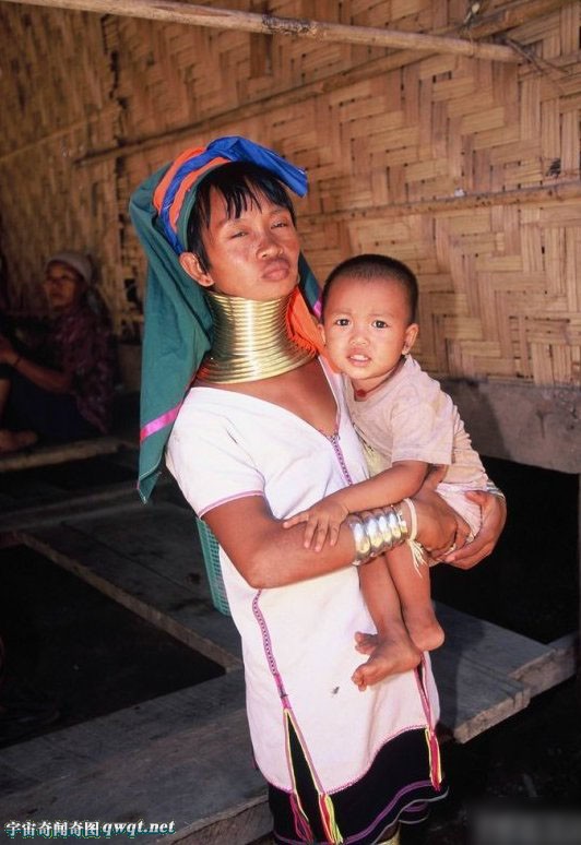 盘点全球女性奇葩风俗：母亲竟可嫁给儿子