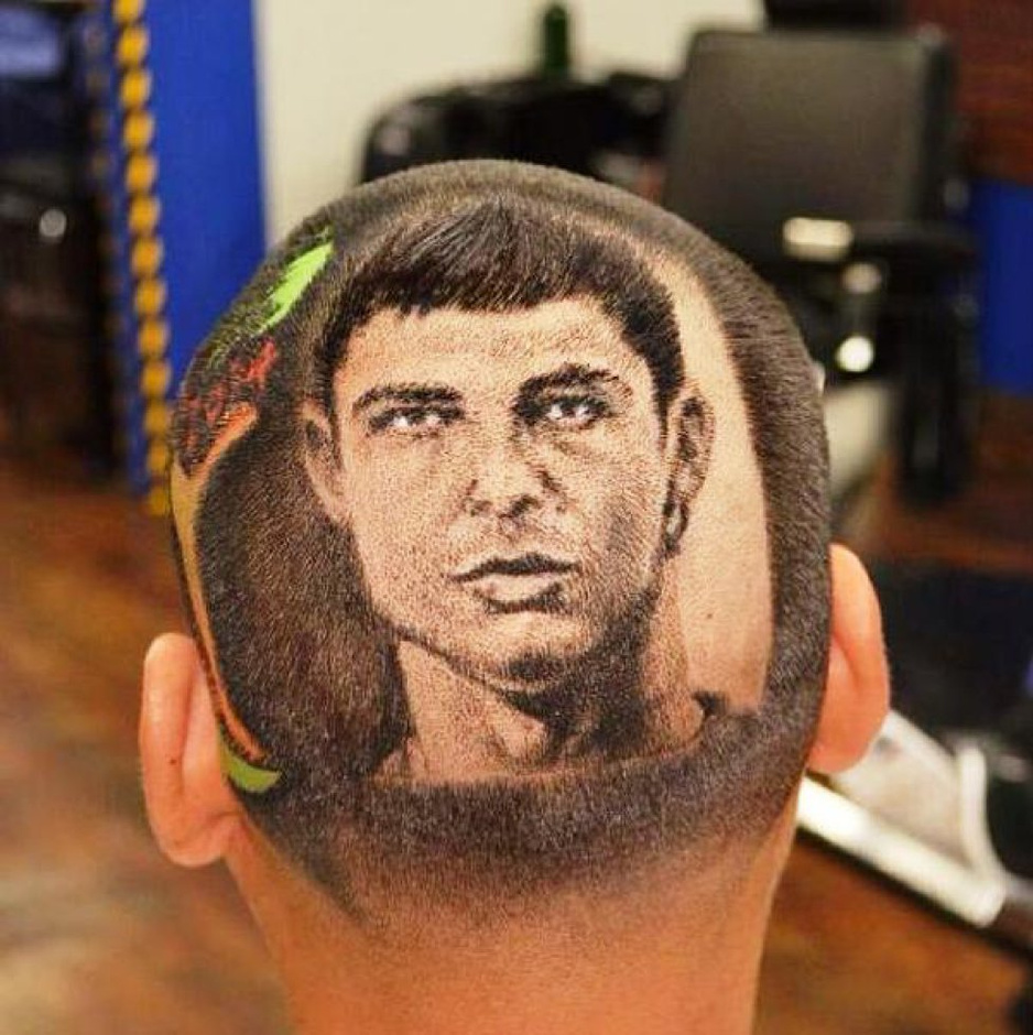 真爱粉！球迷发型追星 C罗梅西传神李小龙霸气(组图)