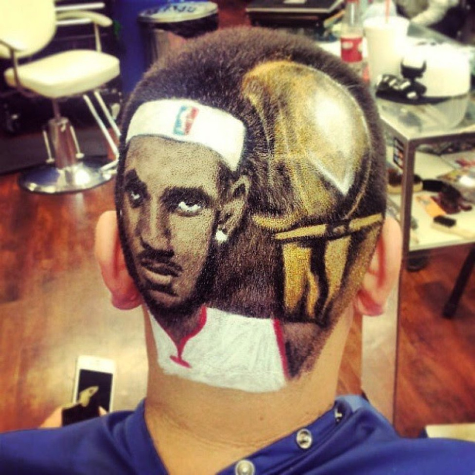 真爱粉！球迷发型追星 C罗梅西传神李小龙霸气(组图)