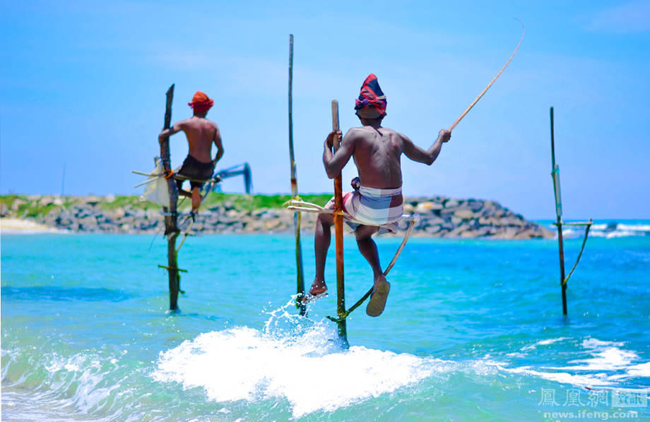 斯里兰卡的高跷捕鱼