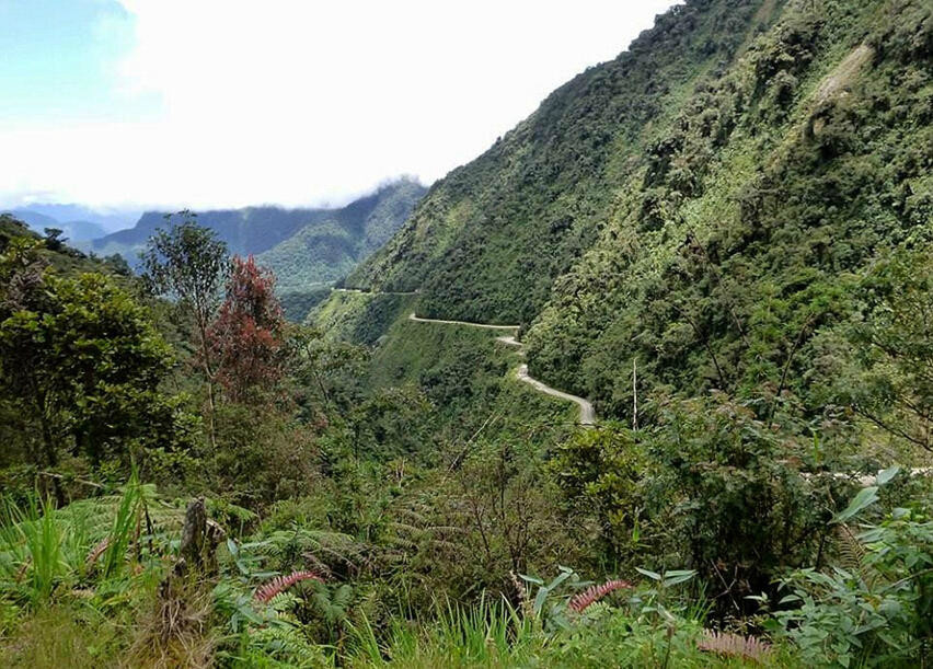 土耳其百公里山路29个急转弯 成全球最危险路段