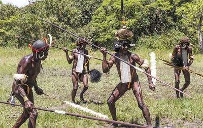 食人族之谜：美前副总统之子或被食人族烹食