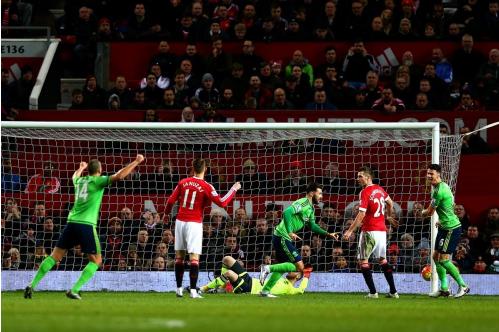 曼联主场遭绝杀