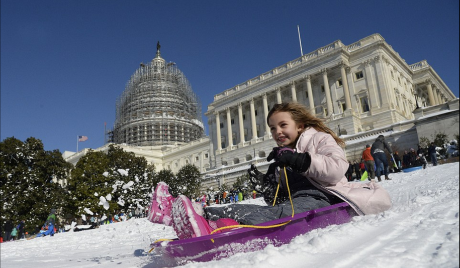 霸王级降雪洗礼美国东海岸 雪景如仙境