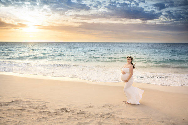 真正的女神！五胞胎妈妈孕照仙气十足