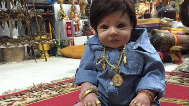 泰国小贩从中国进口上百&ldquo;鬼娃娃&rdquo;被没收