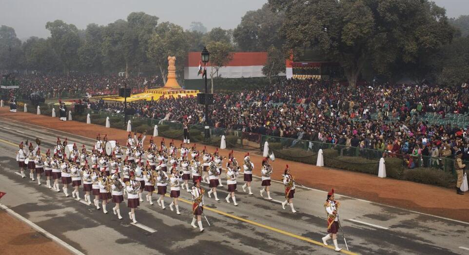 印度阅兵现场 奥朗德与莫迪共同观看