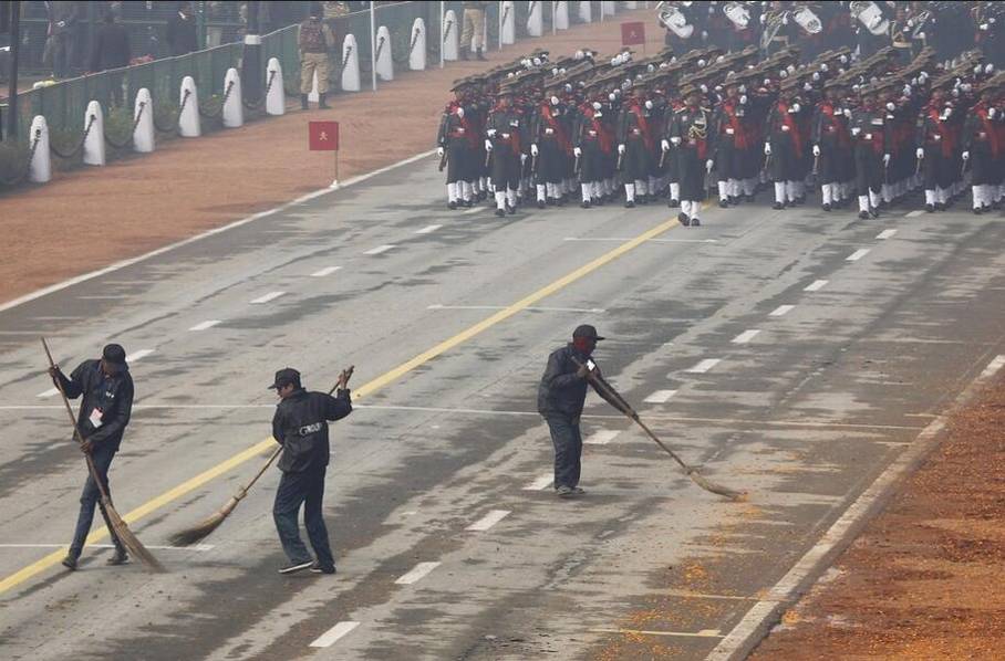 印度阅兵现场 奥朗德与莫迪共同观看