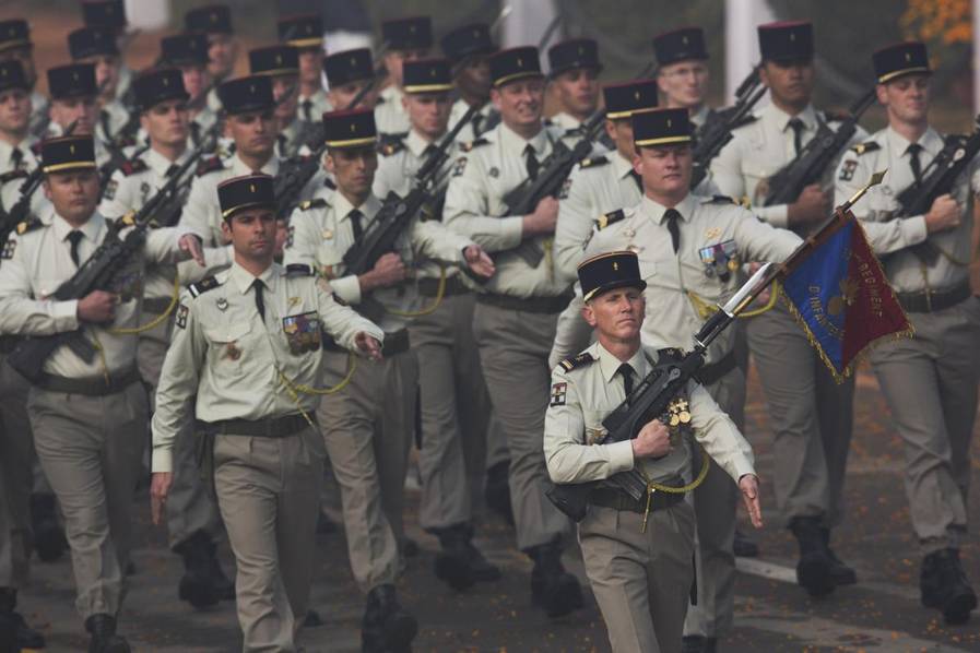 印度阅兵现场 奥朗德与莫迪共同观看