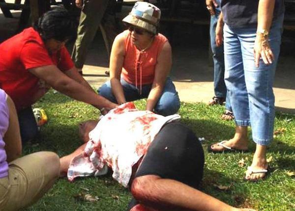 惊险！动物袭击人类的恐怖瞬间