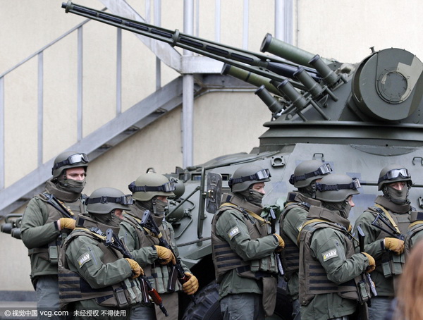 乌克兰反贪局组建特种部队 总统波罗申科出席