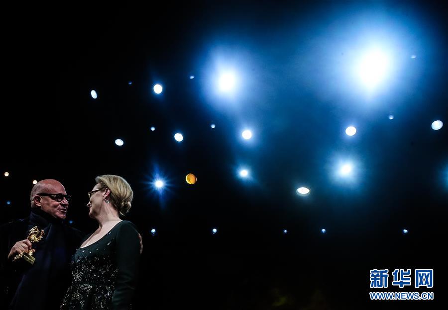 （国际）（3）难民题材纪录片《兰佩杜萨纪事》获第66届柏林电影节金熊奖