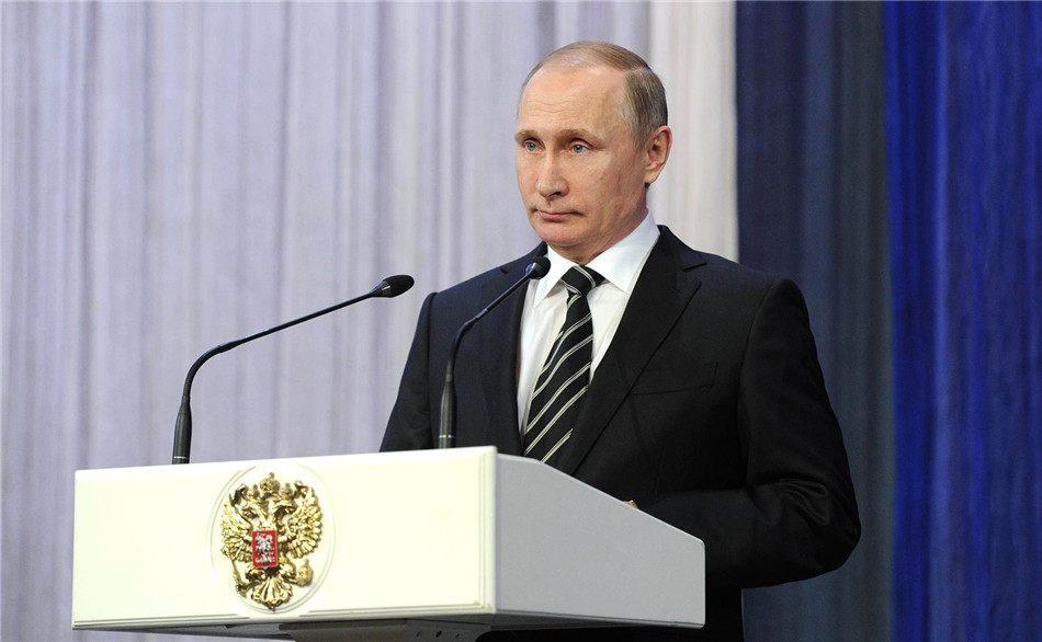 普京出席'祖国保卫者'日庆祝晚会 盛赞俄军在叙表现