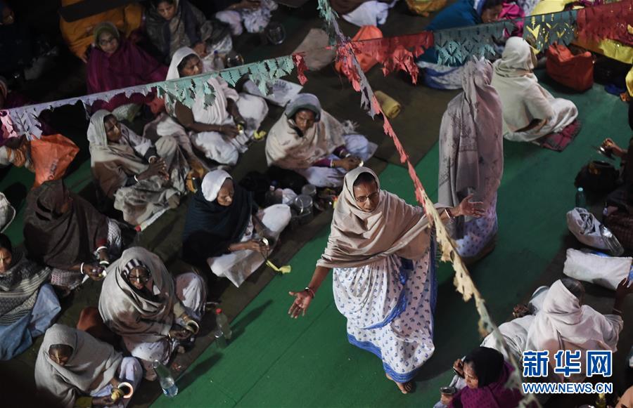 （国际）（2）印度：圣城寡妇