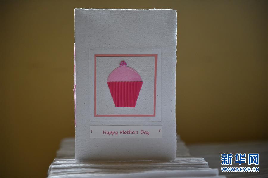 （国际）（6）肯尼亚：用废物创造艺术的贫民窟女性