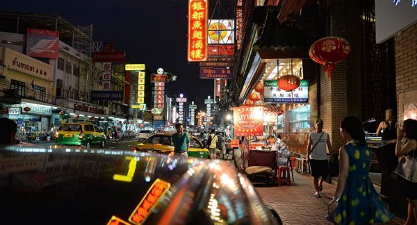 境外媒体:抢曼谷枪店的中国人承认欲回国高价