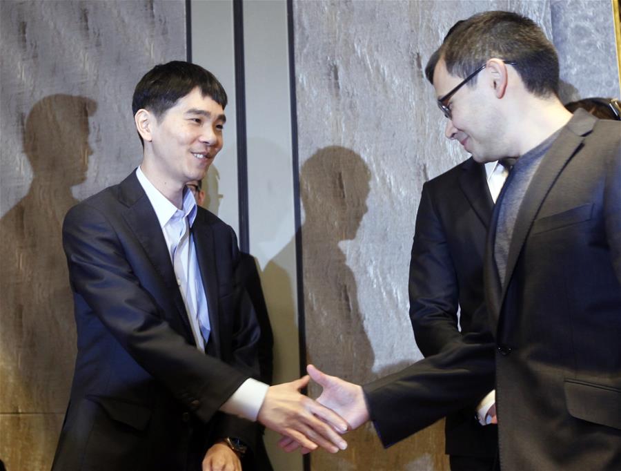 （体育）（5）围棋&mdash;&mdash;&ldquo;人机大战&rdquo;第二轮：李世石遭遇两连败