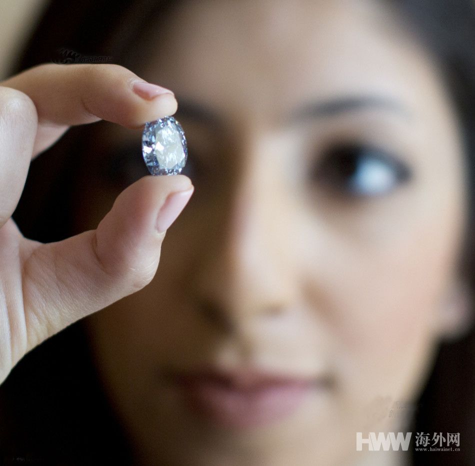 10.1克拉最大椭圆形鲜彩蓝钻将亮相香港