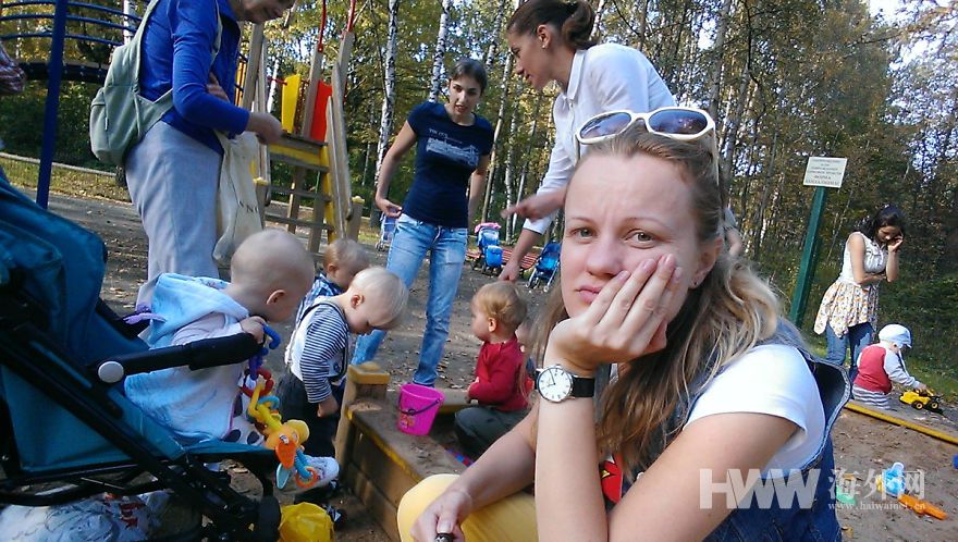 全职妈妈的日常：照顾孩子到分分钟崩溃