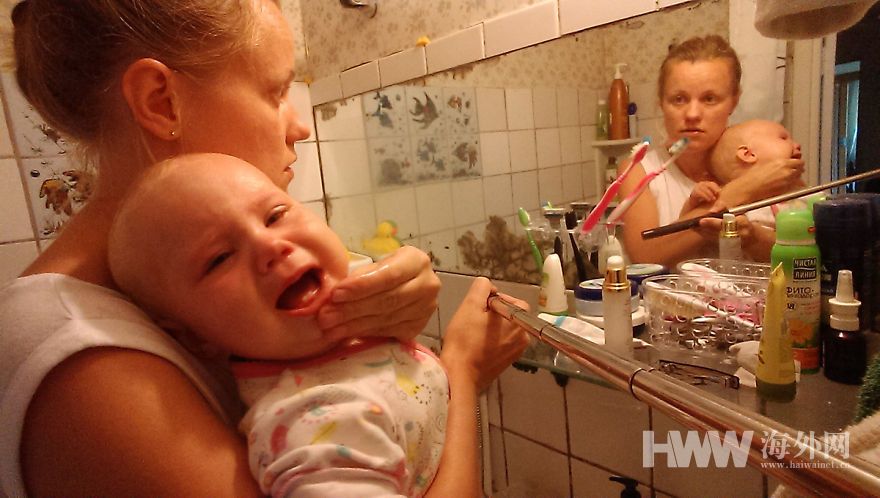 全职妈妈的日常：照顾孩子到分分钟崩溃