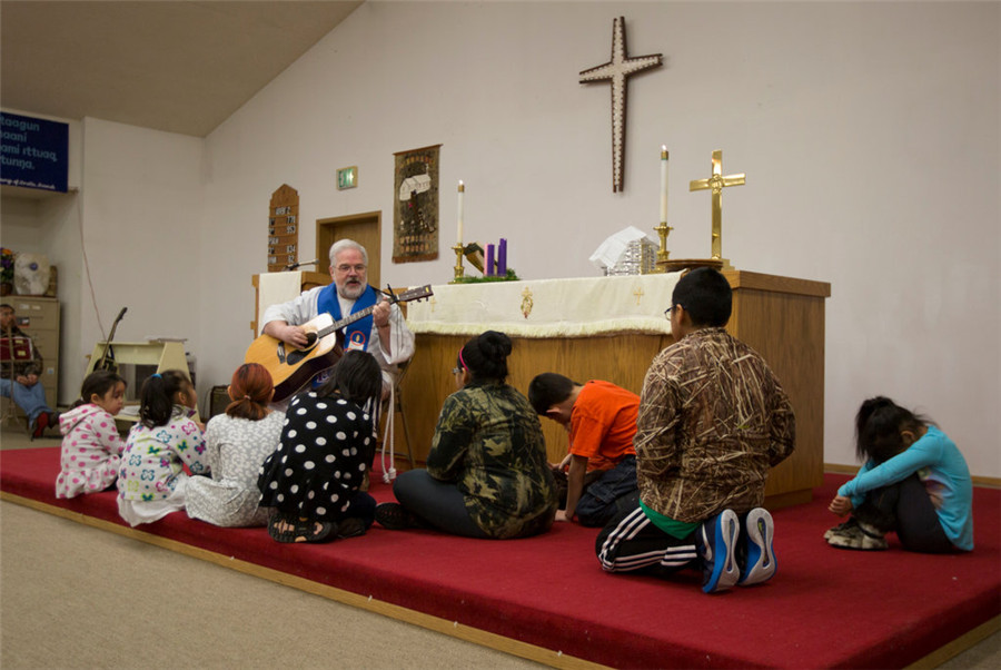 阿拉斯加冰川消融 居民失去家园举步维艰