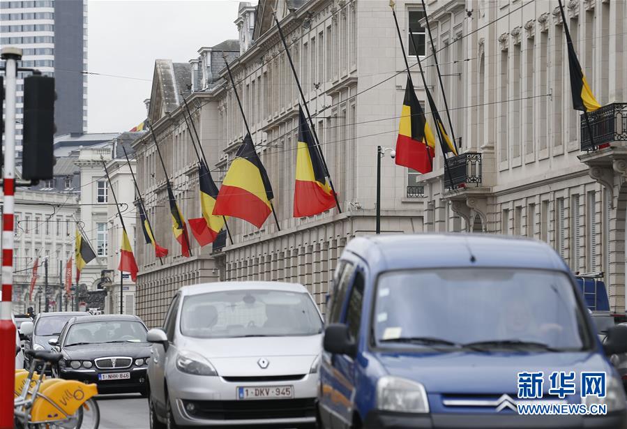 （国际）（10）比利时民众悼念恐怖袭击遇难者