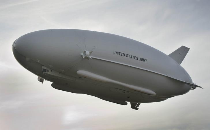 英国制造世界最大飞行器 长度超20米