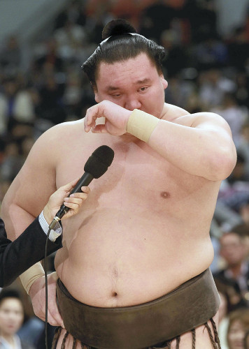 日本大相扑横纲白鹏第36次夺冠 刷记录