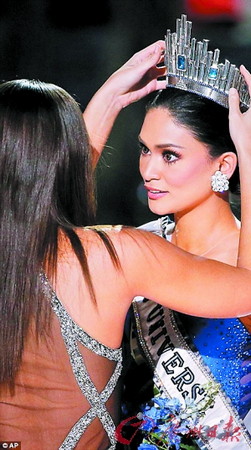 国际小姐冠军太麻烦被取消 看选美赛中的意外(组图)