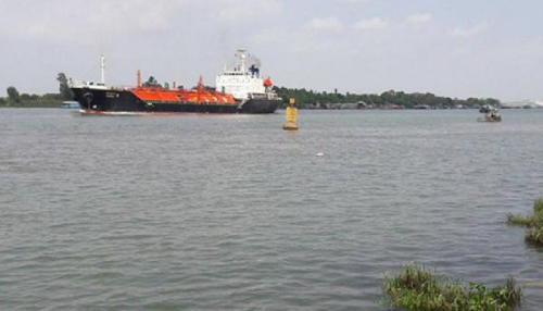 3月27日,在越南后江源头,水量与日俱增。(图片:越南媒体)