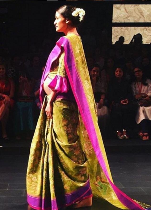 首位印度超模孕妇露&ldquo;大肚&rdquo;走秀