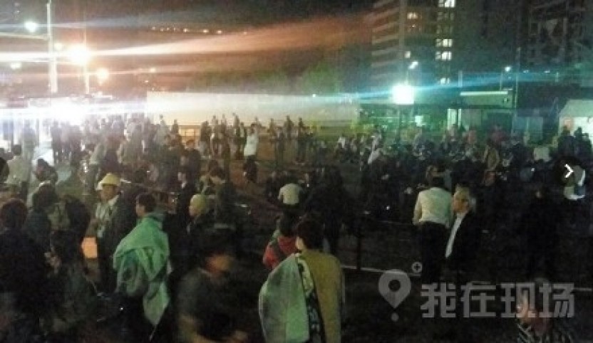 直击日本九州7.4级地震现场：地面现大裂缝