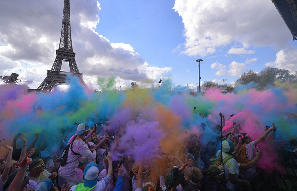 巴黎举行彩色马拉松 沾染彩粉最多参赛者才能夺冠(高清组图)【5】