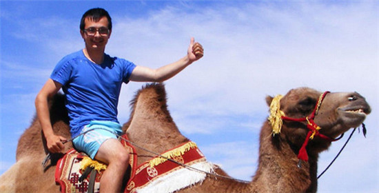 罗马尼亚穷游达人500元逛遍全球80多个国家（图）