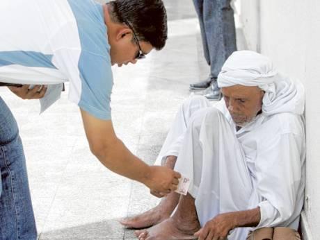 去迪拜当“乞丐”：人均月收入近50万人民币