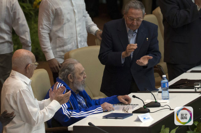 老卡斯特罗运动装亮相古共七大:也许是我最后