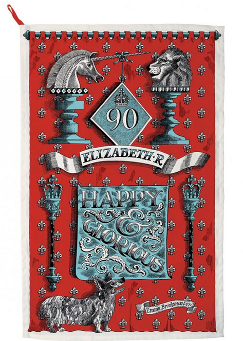 晒照办展推新邮票 英国女王九十岁生日怎么过?