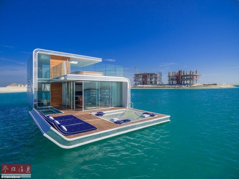 边泡澡边赏鱼：迪拜建水下别墅度假村